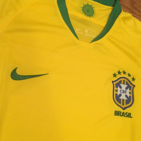 Brazil World Cup jersey. NWT. - Picture 2 of 6